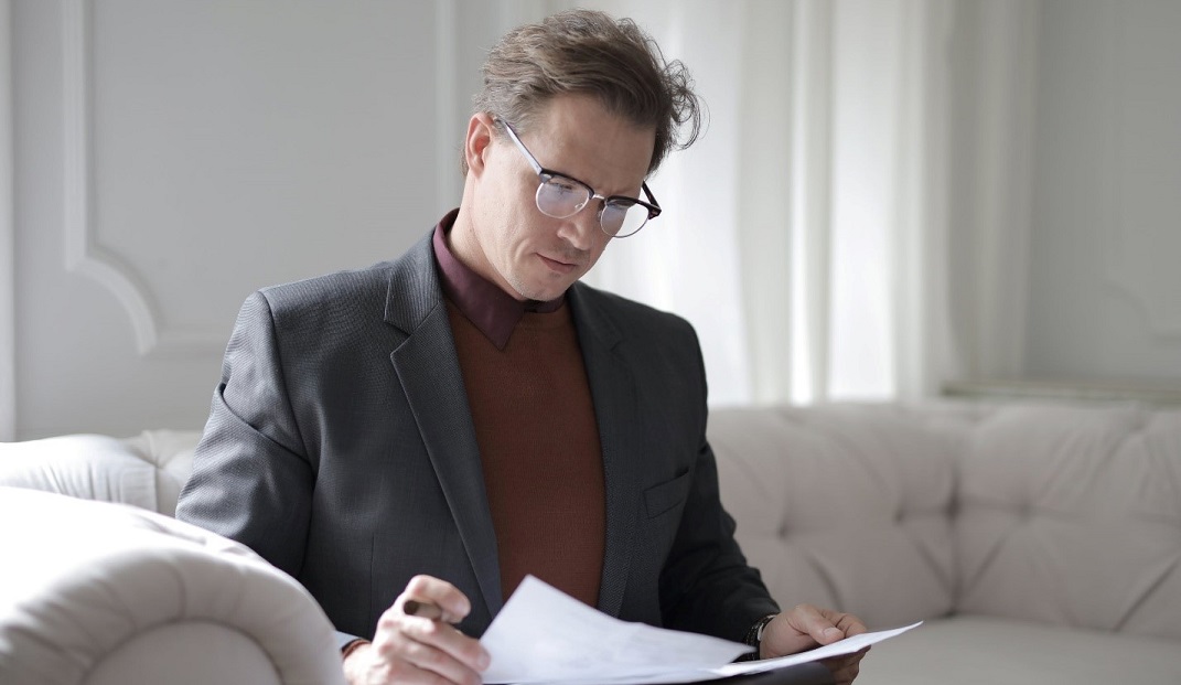 How Does a Grant Deed Work?