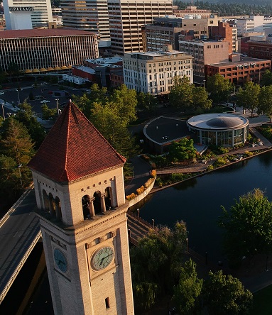 Aerial image of a city in the state of Washington.