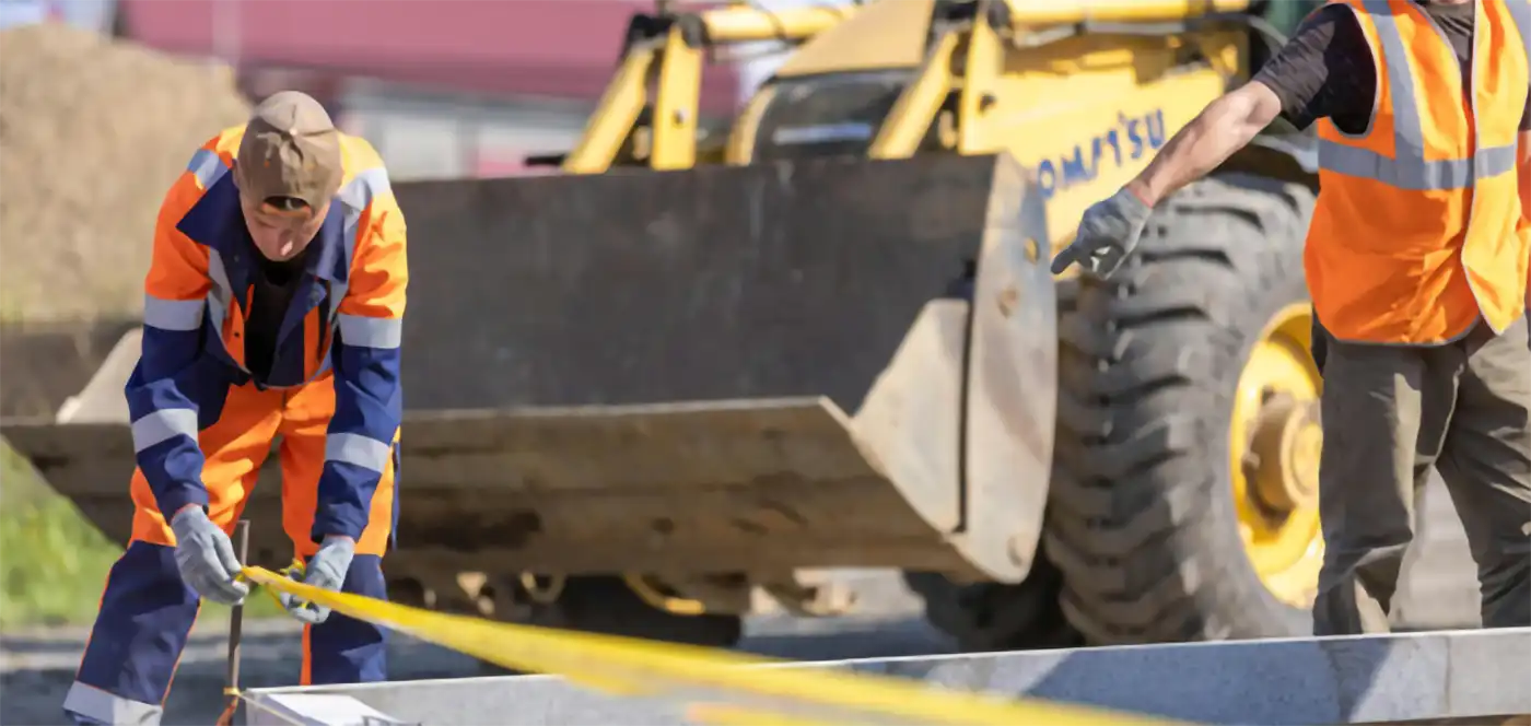 Residents Sue, Citing Deed Restrictions, to Stop Construction on Their Neighbors’ Yard